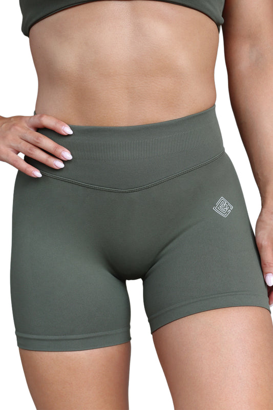 Short Matcha Green